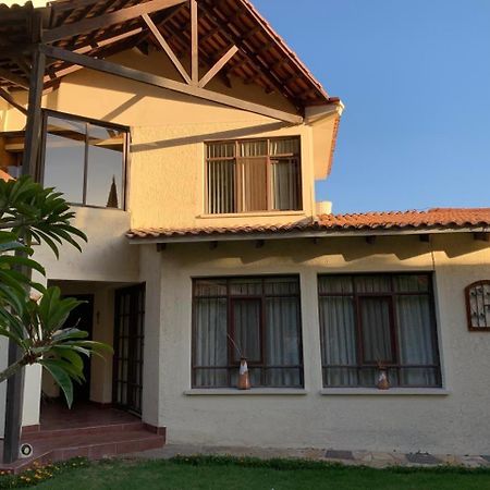 Apartamento Con Jardin Cochabamba Ngoại thất bức ảnh