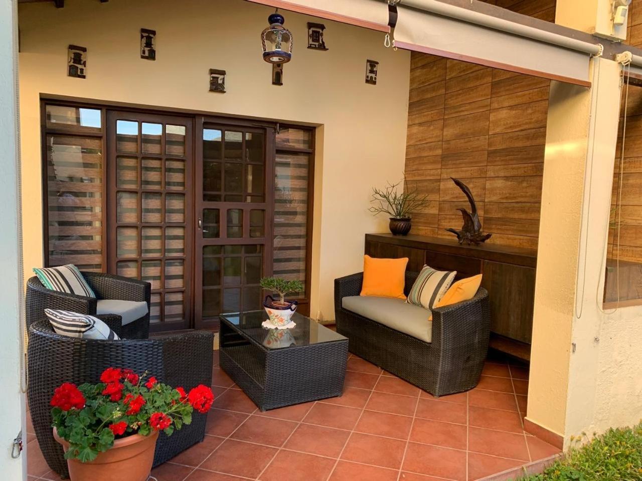 Apartamento Con Jardin Cochabamba Ngoại thất bức ảnh