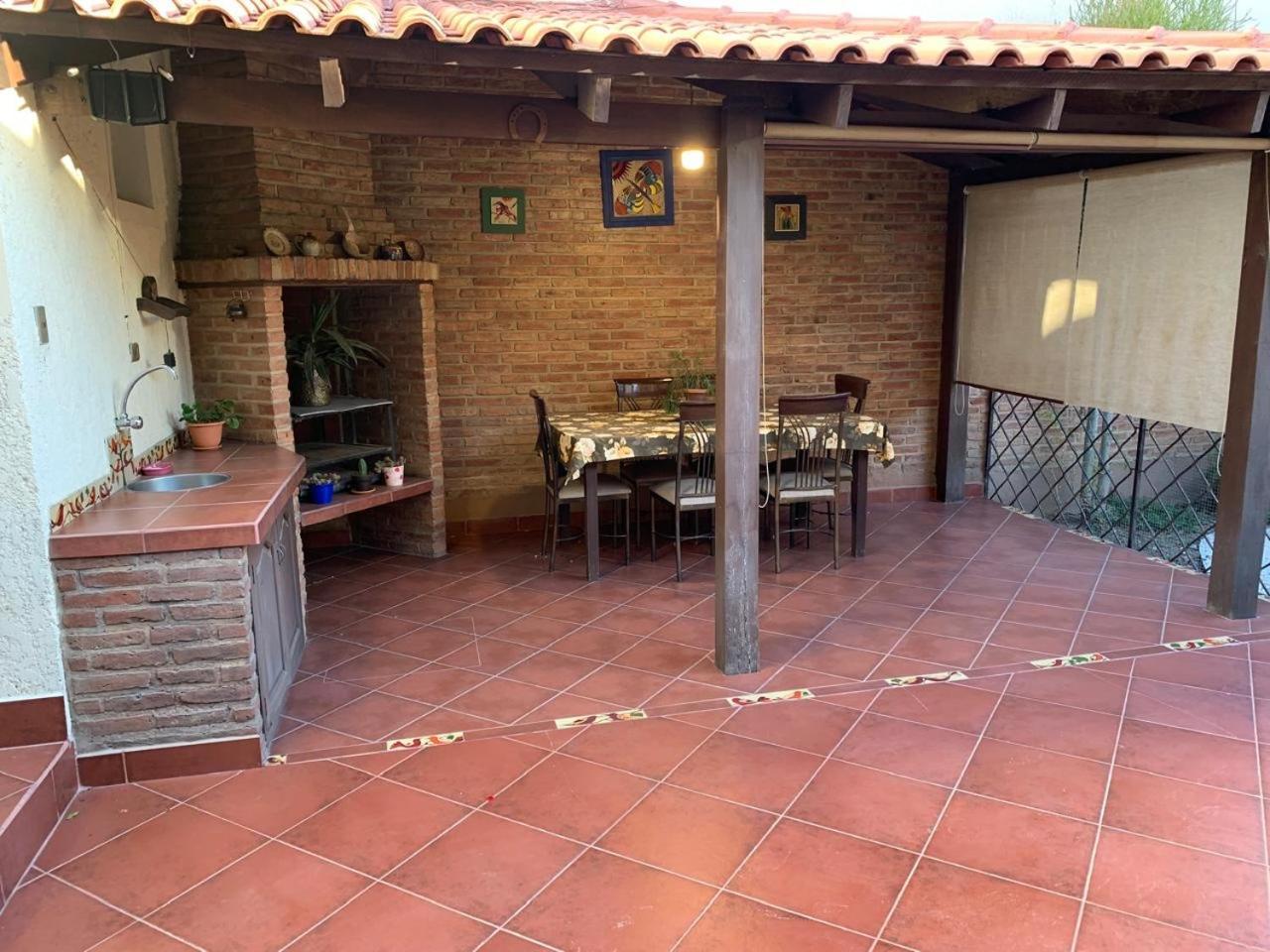 Apartamento Con Jardin Cochabamba Ngoại thất bức ảnh